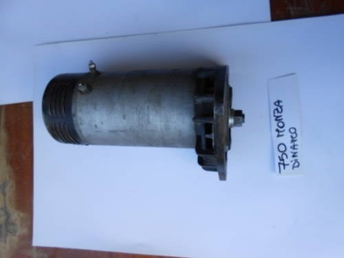 Dinamo for Ferrari 750 Monza VENDU