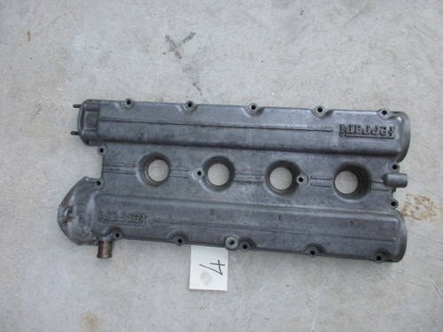 Cam covers for Ferrari Dino 208 and 308 Gt4 A vendre