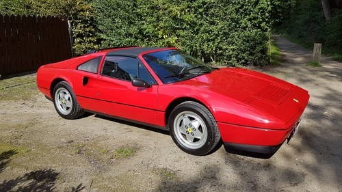Ferrari 328 GTS (1988) In vendita