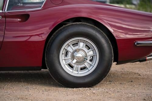 Ferrari 246 GT Series 1 - Ferrari Dino Wheel Nut Set For Sale