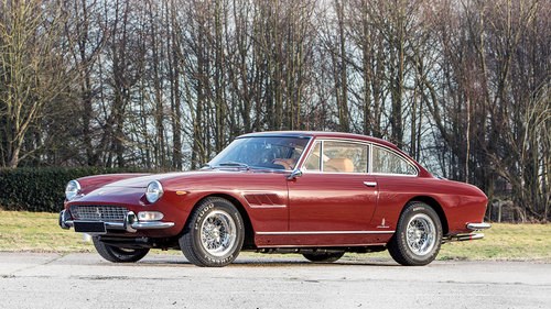 1967 Ferrari 330 GT 2+2 In vendita