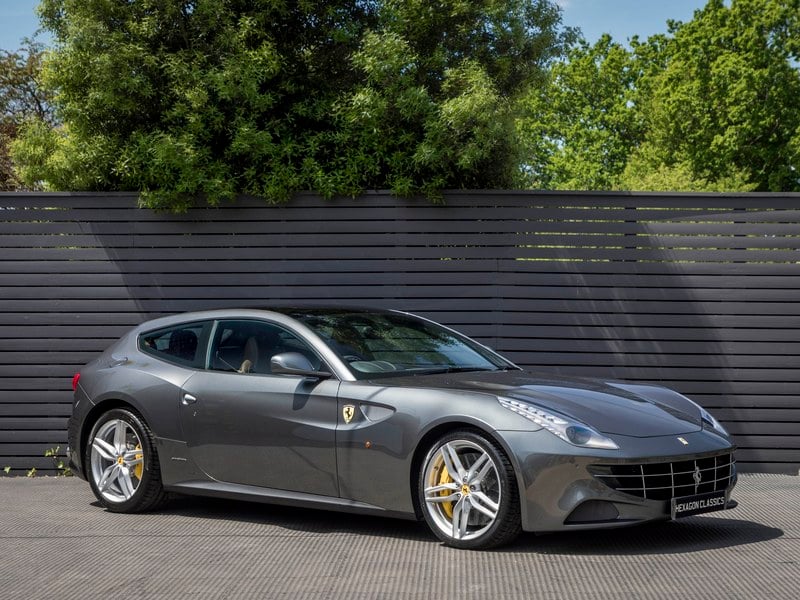 FERRARI FF GRAND TURISMO, 2015