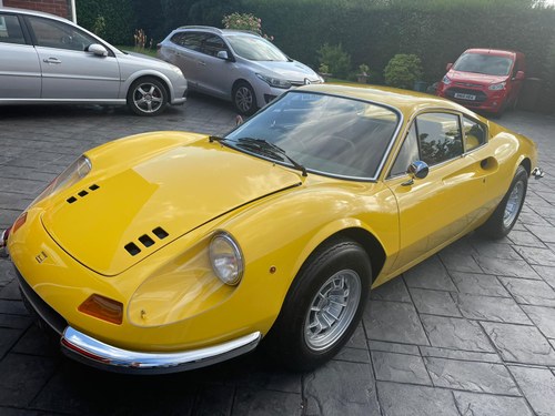 1972 Stunning fully restored Ferrari classiche certified 246GT In vendita