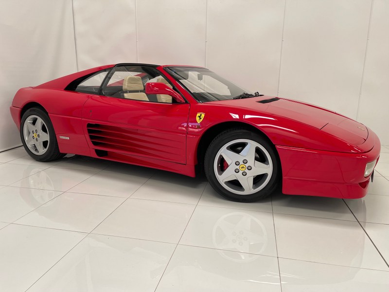 Ferrari 348 ts 1/Fujimi,2/Hasegawa,3/détails Italeri 348 GTB Ferrari 348 ts 1/Fujimi,2/Hasegawa,3/détails Italeri 348 GTB