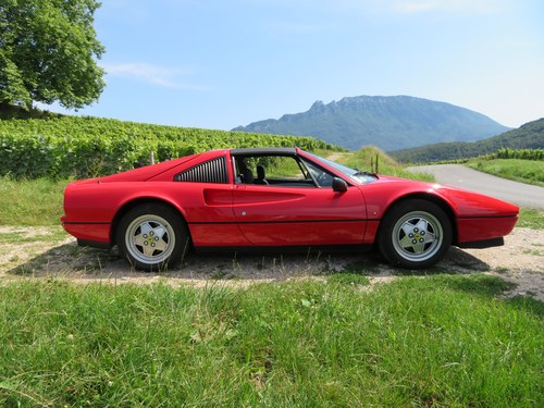 FERRARI 328 GTS 1989, only 23000 km and 2 owners from new In vendita