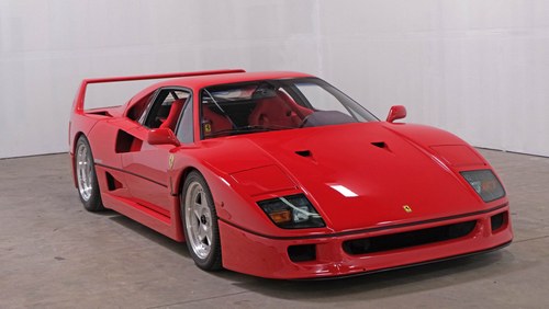 1992 FERRARI F40 - clean Red(~)Black driver coming soon For Sale