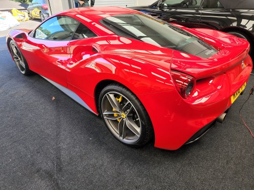 2016 Ferrari 488 - 9