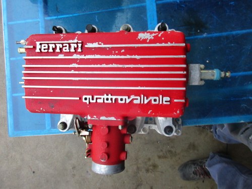 Intake manifolds with cover for Ferrari 308 QV En Venta