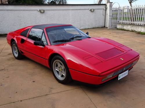 1987 Ferrari 208 GTS In vendita