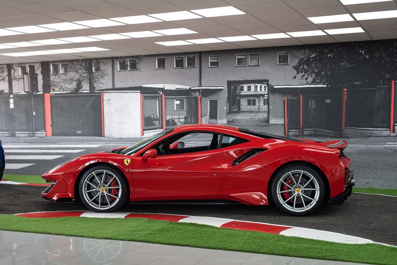 2020 Ferrari 488 Pista - 4