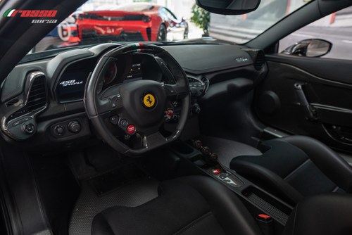 2014 Ferrari 458 Italia - 8