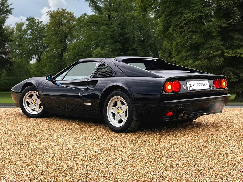 1988 Ferrari 328 - 7