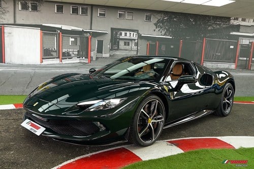 2023 Ferrari 296 GTB Verde British Racing SÅLD