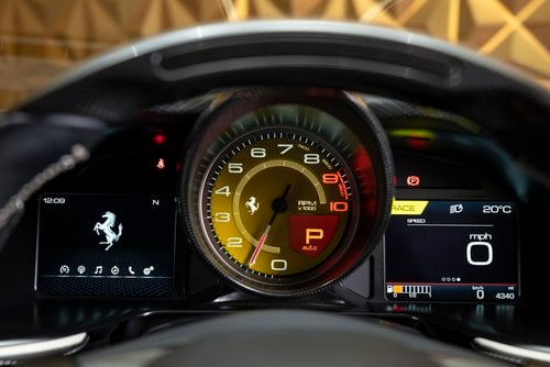2020 Ferrari 812 - 8