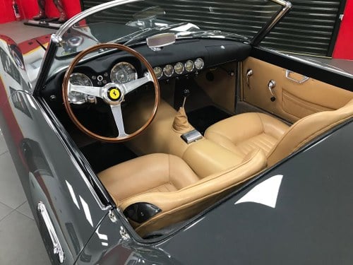 1959 Ferrari 250 - 5
