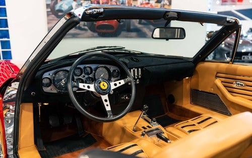 1971 Ferrari 365 - 9