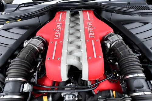 2012 Ferrari FF - 8