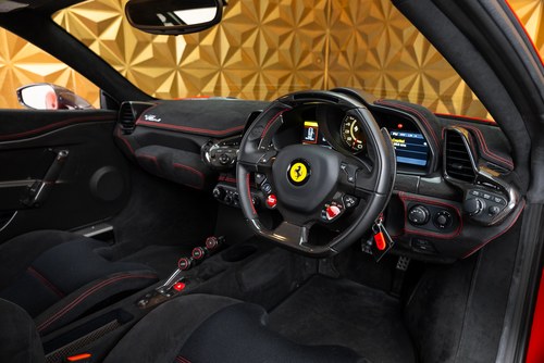 2015 Ferrari 458 Speciale - 8