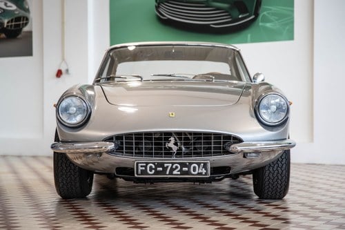 1966 Ferrari 330 - 2