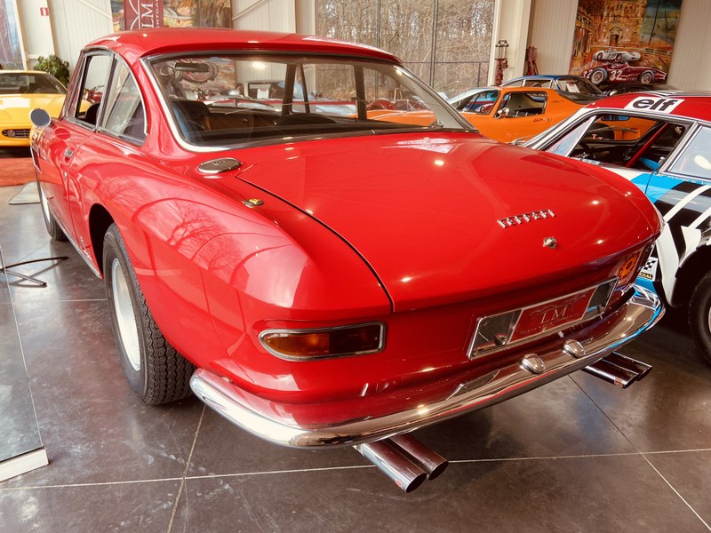 1966 Ferrari 330 - 4