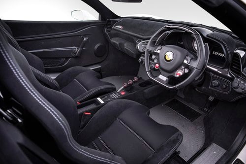 2015 Ferrari 458 Italia - 9