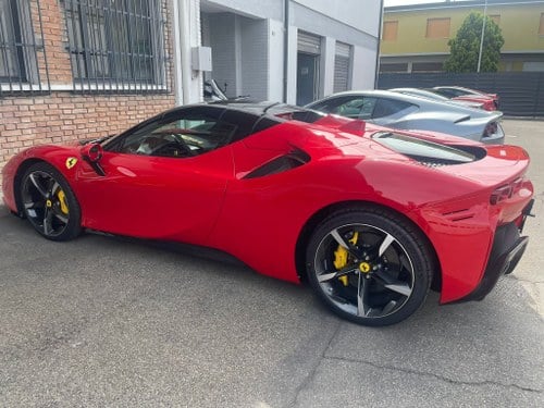 2024 Ferrari SF90 Stradale Spider