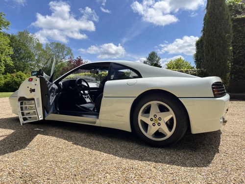 1992 Ferrari 348TB. low mileage. rare white - (Avus Bianco) lhd Kaufen Bei