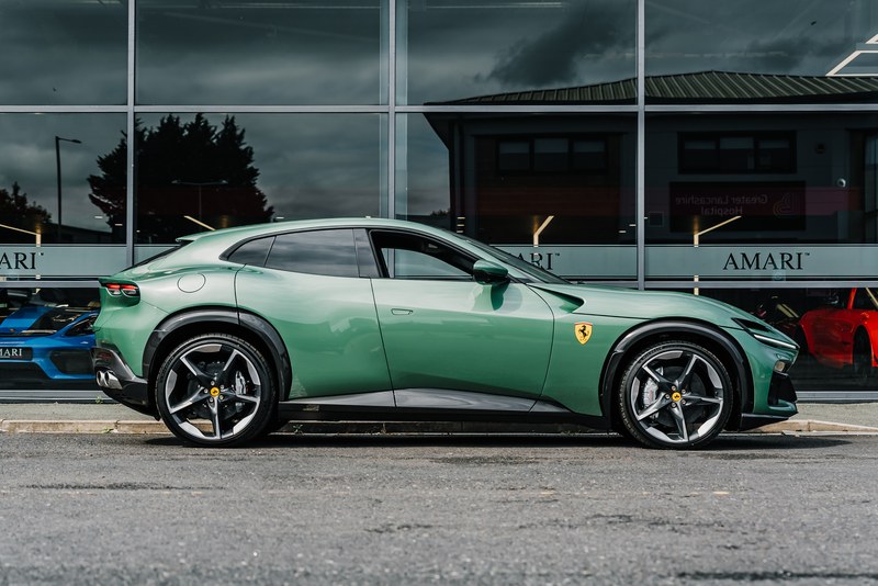 2024 Ferrari Purosangue - 2 2024 Ferrari Purosangue - 2