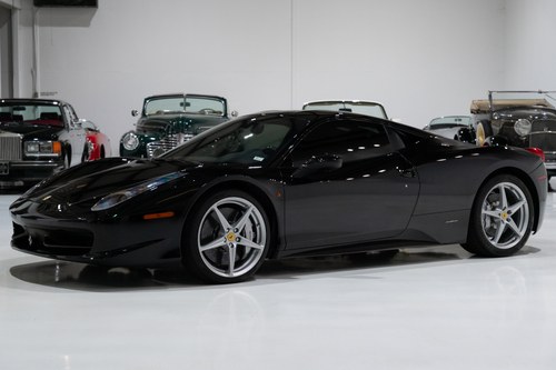 2012 FERRARI 458 ITALIA COUPE (ONLY 2,301 MILES!) VERKAUFT