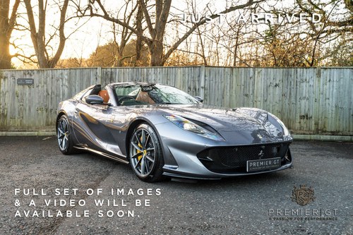 2020 Ferrari 812 GTS HUGE SPEC. CARBON FIBRE INT & EXT. APPLE CAR Kaufen Bei