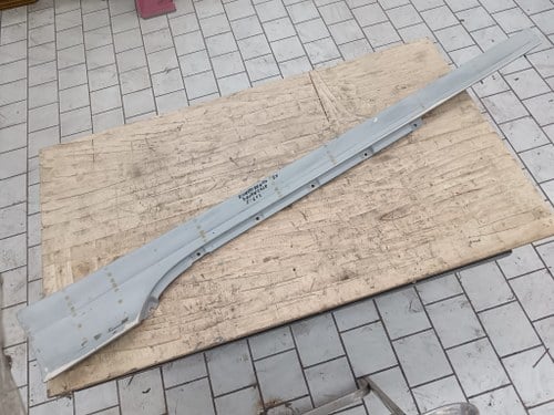 Left sill trim Ferrari 612 Scaglietti and Sessanta À venda