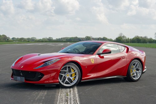 2019 Ferrari 812 Superfast V12 In vendita