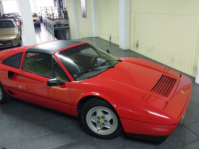 Ferrari 208 GTS Turbo