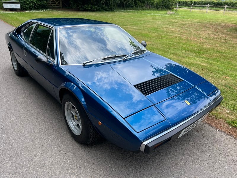 Rapid Classics: Eine Suche. Alle Oldtimer. 30 » Rapid Classics: Eine Suche. Alle Oldtimer. Ferrari 308 GT4 Rare colour combination