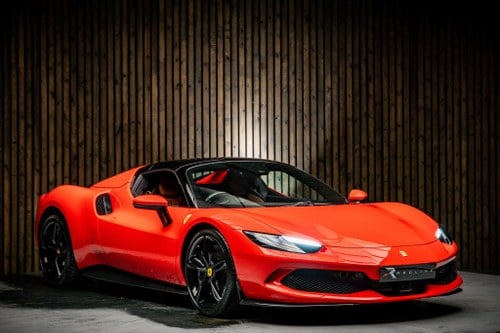 2025 Ferrari 296 GTS 3.0T V6 7.45kWh Spider F1 DCT Euro 6 (s Kaufen Bei