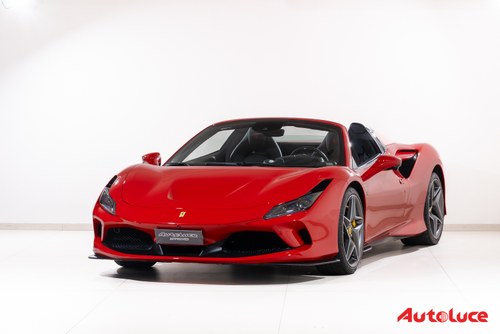 2022 Ferrari F8 Spider | Sollevatore | Display passeggero VENDIDO
