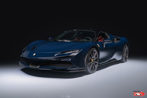 2021 New price! SF90 Assetto Fiorano - 1st owner, only 1.525 km. A vendre