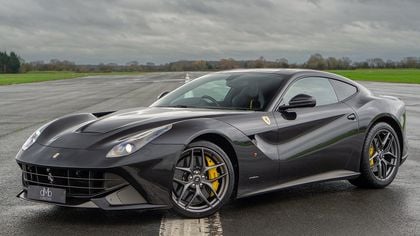 Ferrari F12 Novitec