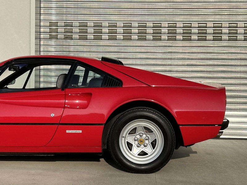 1981 Ferrari 208 - 2 1981 Ferrari 208 - 2