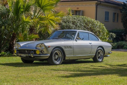 1964 Ferrari 330 GT 2+2 À venda