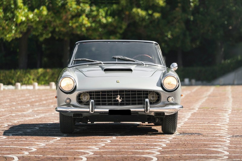 1961 Ferrari 250 - 1 1961 Ferrari 250 - 1