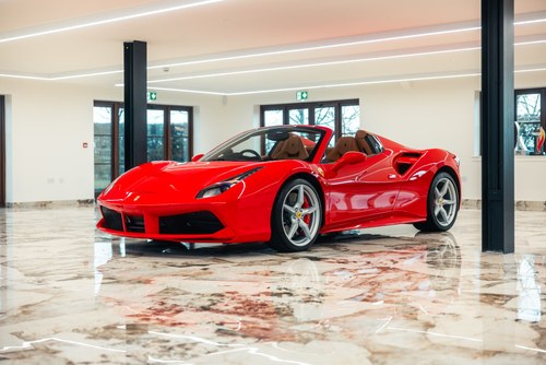 2017 FERRARI 488 SPIDER | ONE OWNER & 2,730 MILES VENDUTO