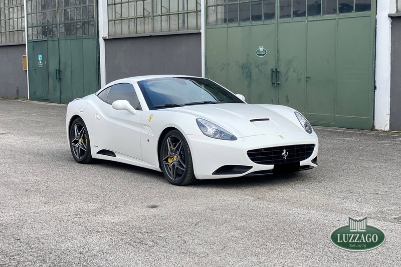 2011 Ferrari California - 1 2011 Ferrari California - 1