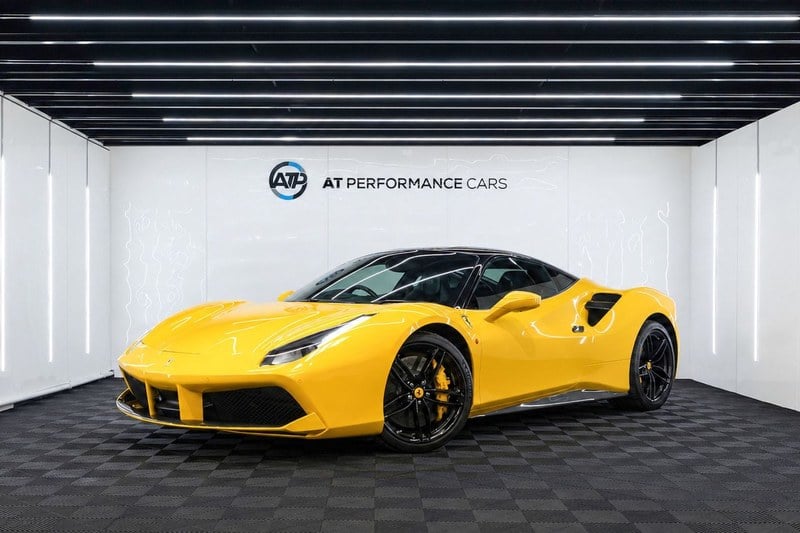 2016 Ferrari 488 - 1 2016 Ferrari 488 - 1