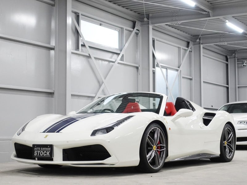 2017 Ferrari 488 - 1 2017 Ferrari 488 - 1