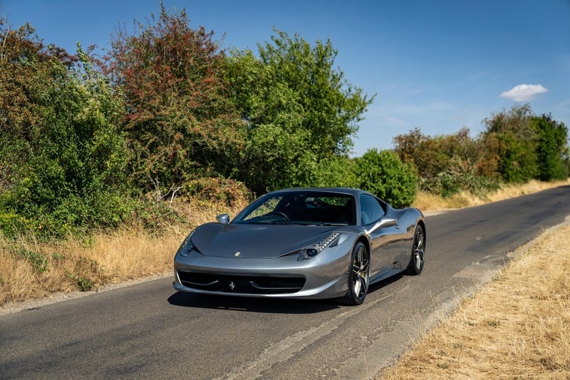 2012 Ferrari 458 Italia - 1 2012 Ferrari 458 Italia - 1