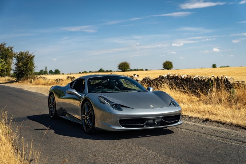 2012 Ferrari 458 Italia - 2 2012 Ferrari 458 Italia - 2