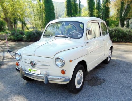 Fiat 600, anno 1960, completamente restaurata, par For Sale