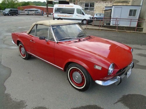 FIAT 124 1.6 BS1 SPORT SPIDER CONVERTIBLE(1971)98% RUSTFREE! SOLD