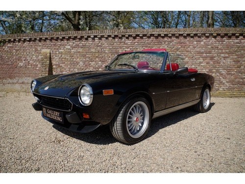 1981 Fiat 124 Spider 2000 Injection Convertible Rare Automatic ge For Sale